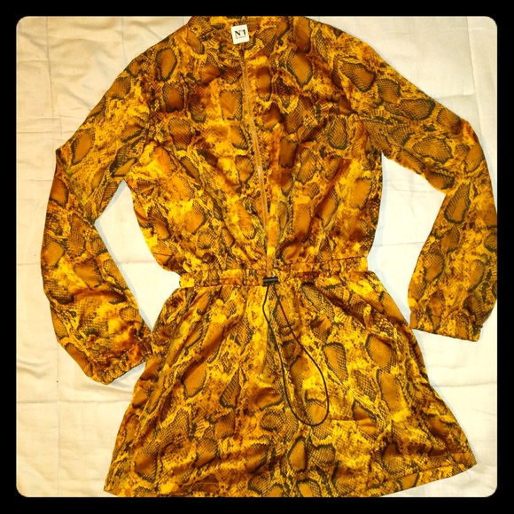 No1 Los Angeles Snakeskin Short Romper - Picture 1 of 8